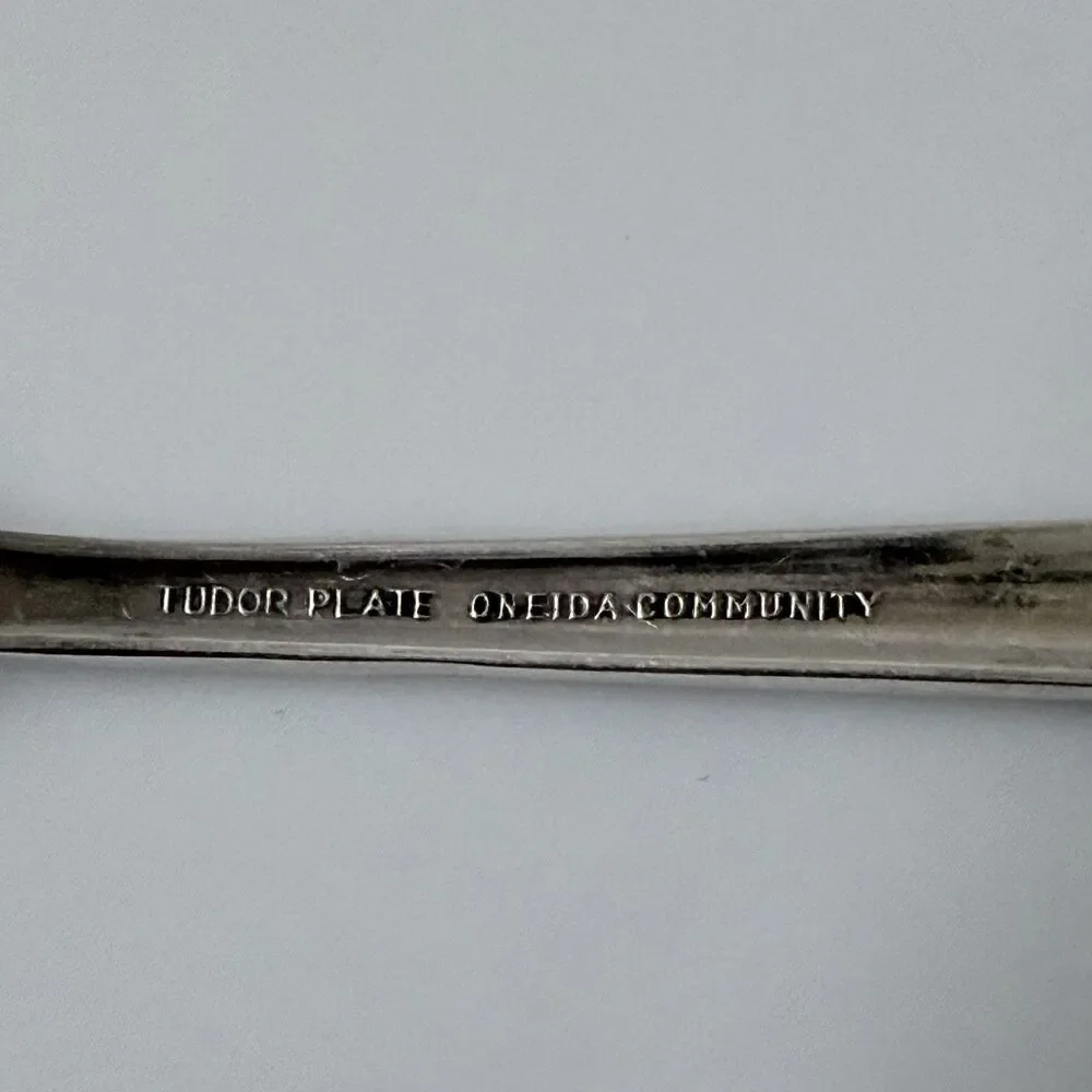 4pc Oneida Royal York Silverplate Salad Fork 6 1/2” Tudor Community 1937